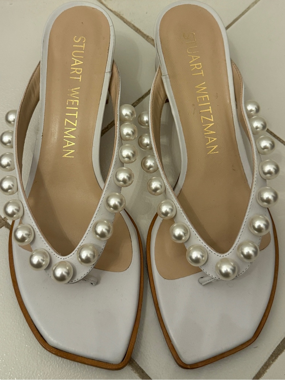 STUART WEITZMAN Women’s Goldie 50 White Pearl Leather Block Heel Sandals 9B 39.5